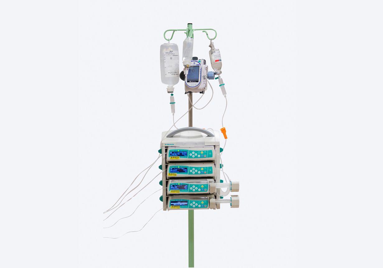 Flera olika medicinpumpar.