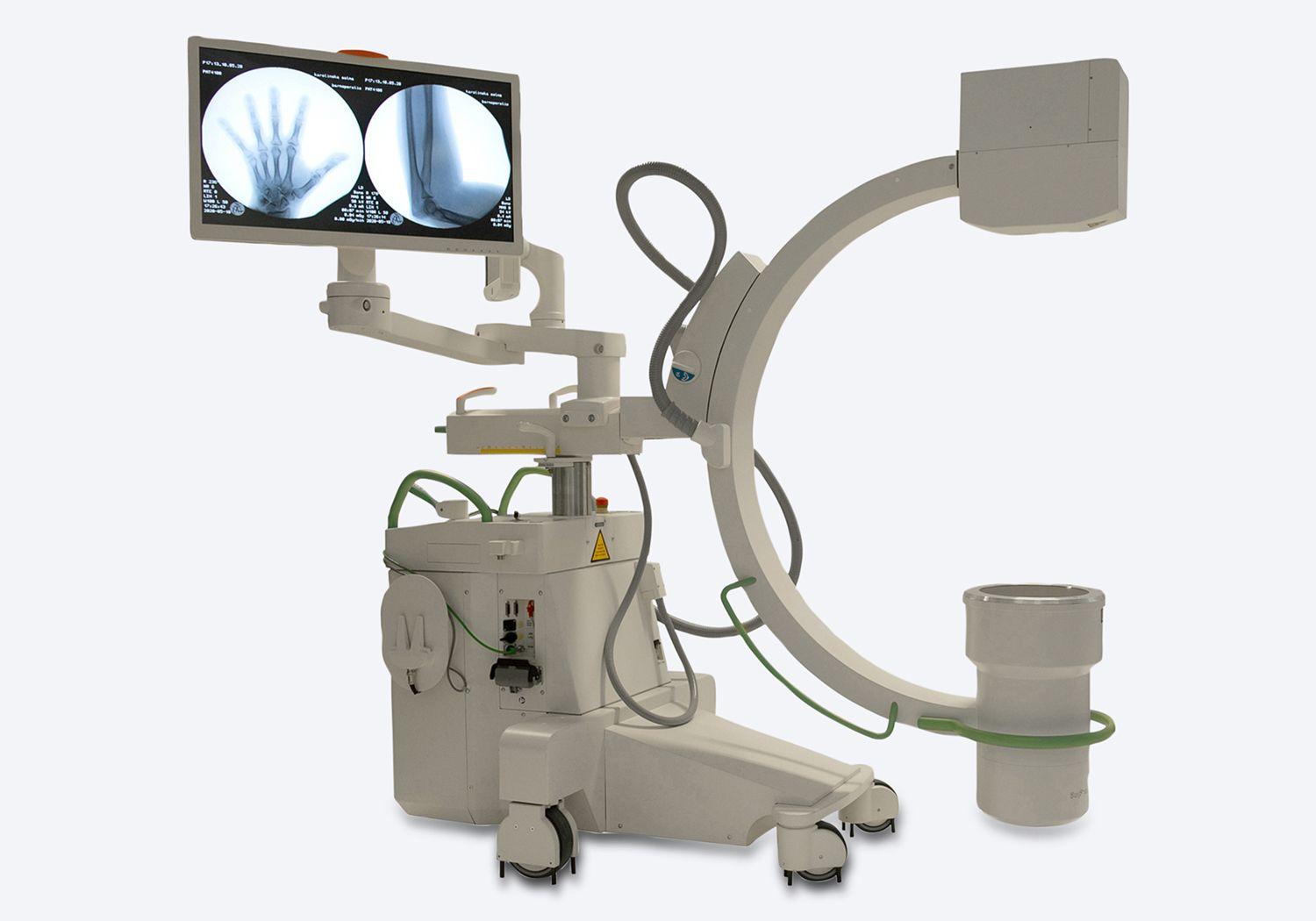 Röntgenapparat med bild på en hand och en arm.